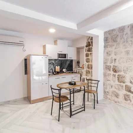 Apartments Florian Lopud Zewnętrze zdjęcie