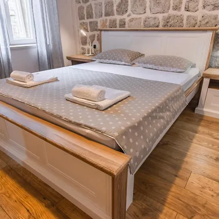 Apartments Florian Lopud Zewnętrze zdjęcie