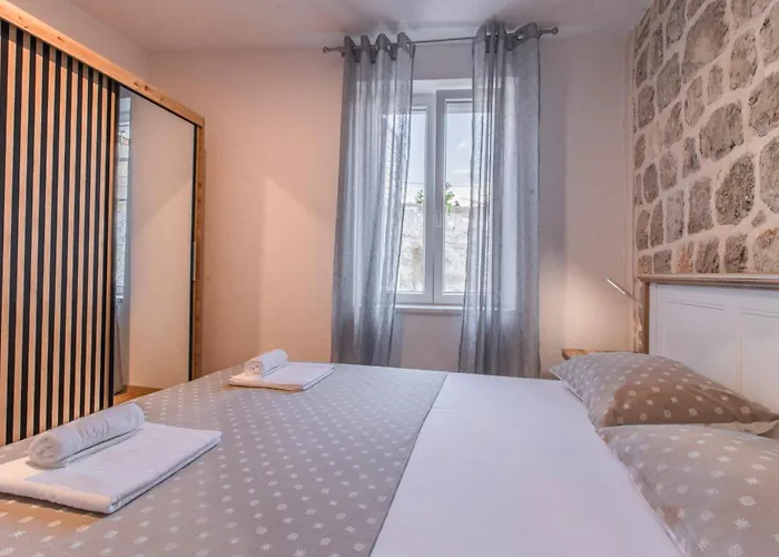 Apartments Florian