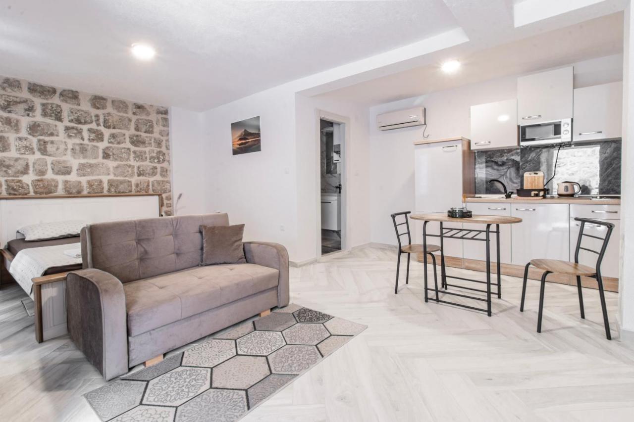 Apartment Florian *