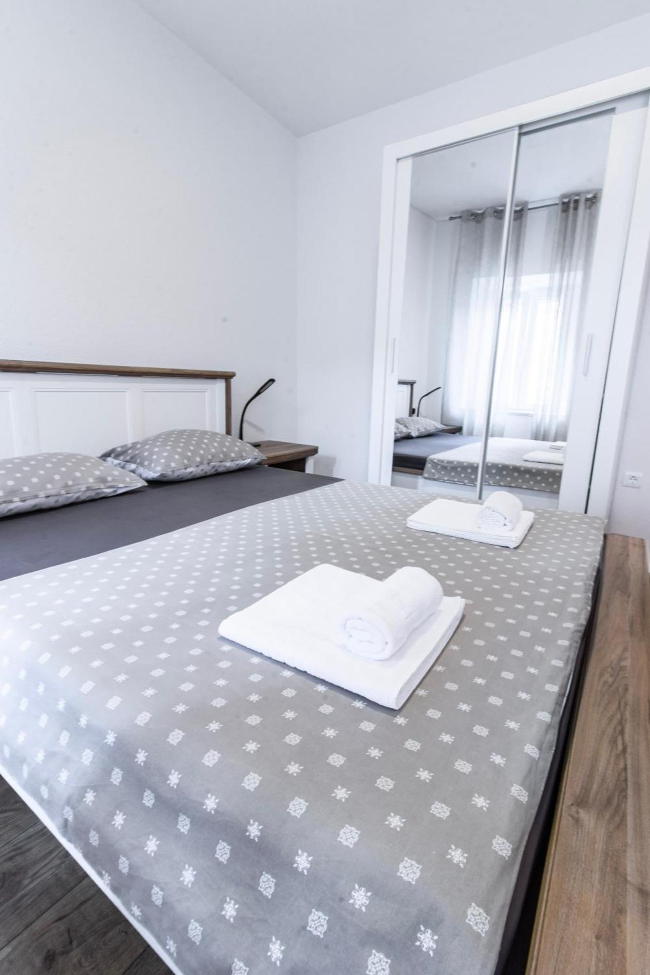 Apartment Florian *